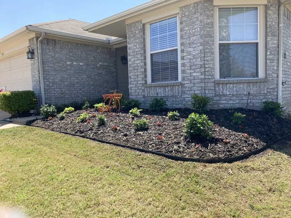 Professional yard maintenance for outdoor upgrades across Dallas, TX - Unique Lawncare & Landscaping
