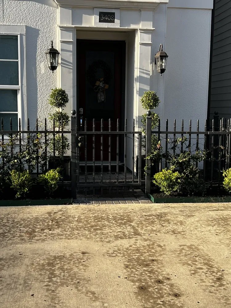 Custom lawn mowing service near you in Houston, TX by Unique Quality Lawn Care & Landscaping