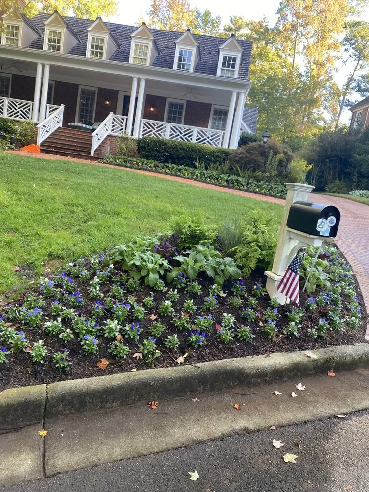 Reliable landscape design for residential properties in Atlanta, GA by Unique Touch Landscaping Installation