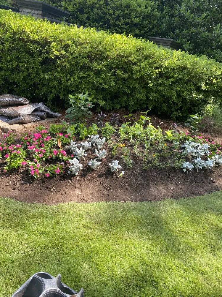 Local yard cleanup service for year-round maintenance across Atlanta, GA - Unique Touch Landscaping Installation