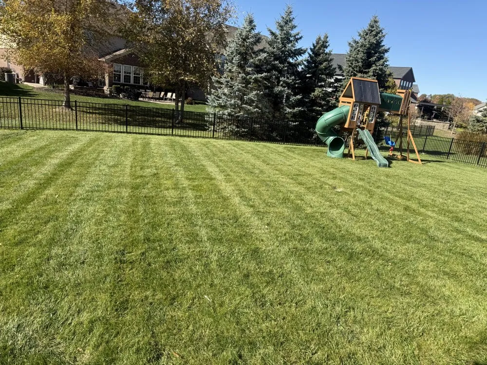 Custom lawn care service experts serving Indianapolis, IN - Uniquely Different Lawn Care