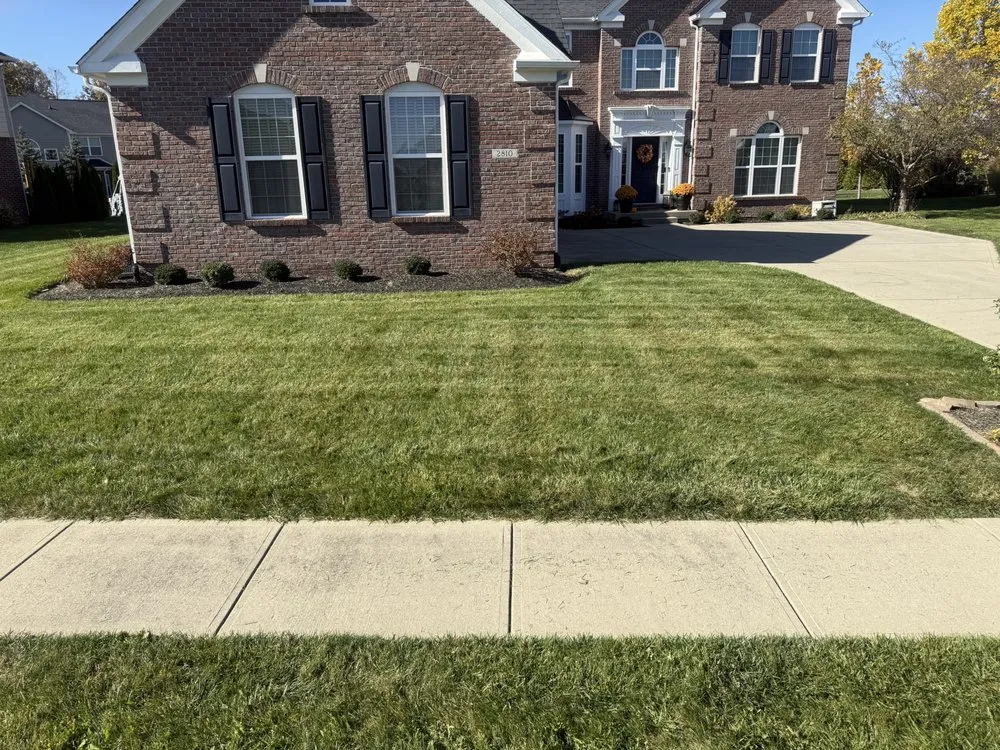 Expert garden landscaping experts serving Indianapolis, IN - Uniquely Different Lawn Care