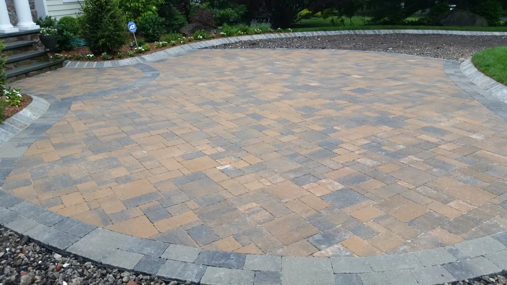 Professional landscaping services in Saddle River, NJ by Uniscape Landscaping