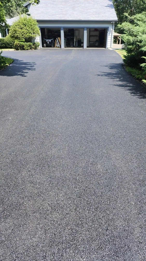 Top-rated lawn mowing service in Waukegan, IL by United Asphalt Services