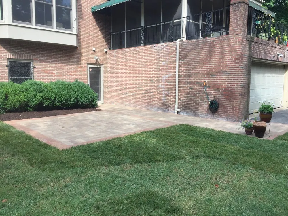 Local lawn care service for beautiful yards in Lexington, KY by United Landscape