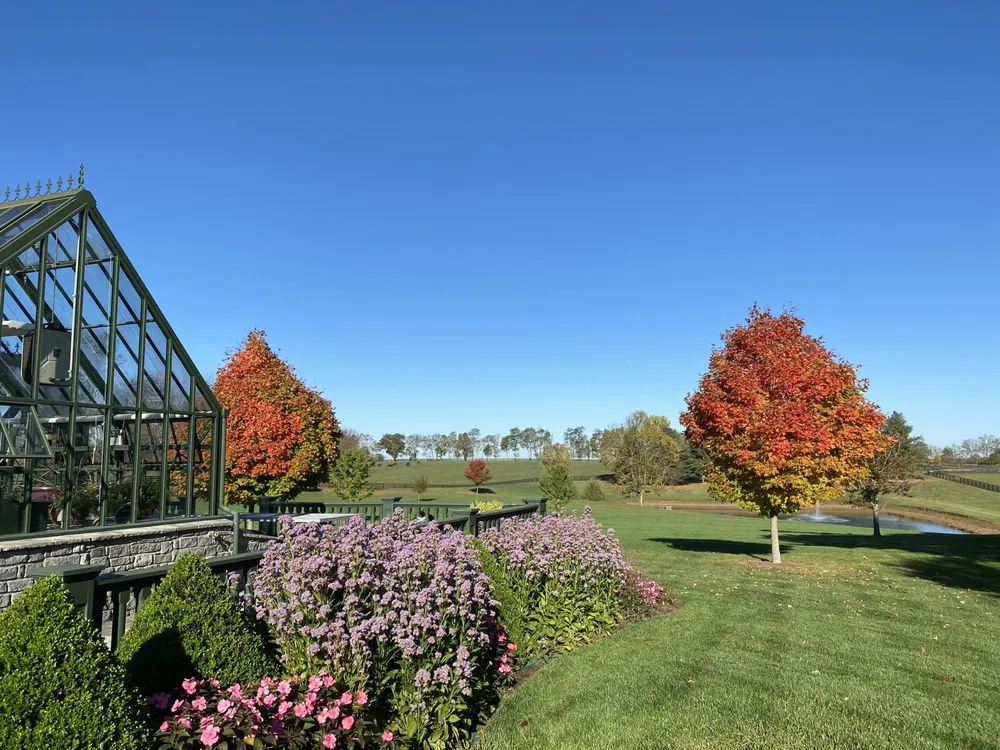 Professional outdoor landscaping experts serving Lexington, KY - United Landscape