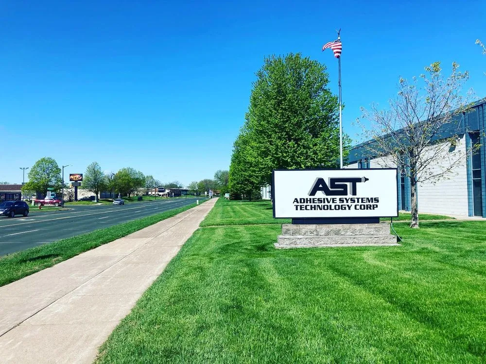 Reliable yard maintenance experts serving Brooklyn Center, MN - United Lawn Care and Snow Removal