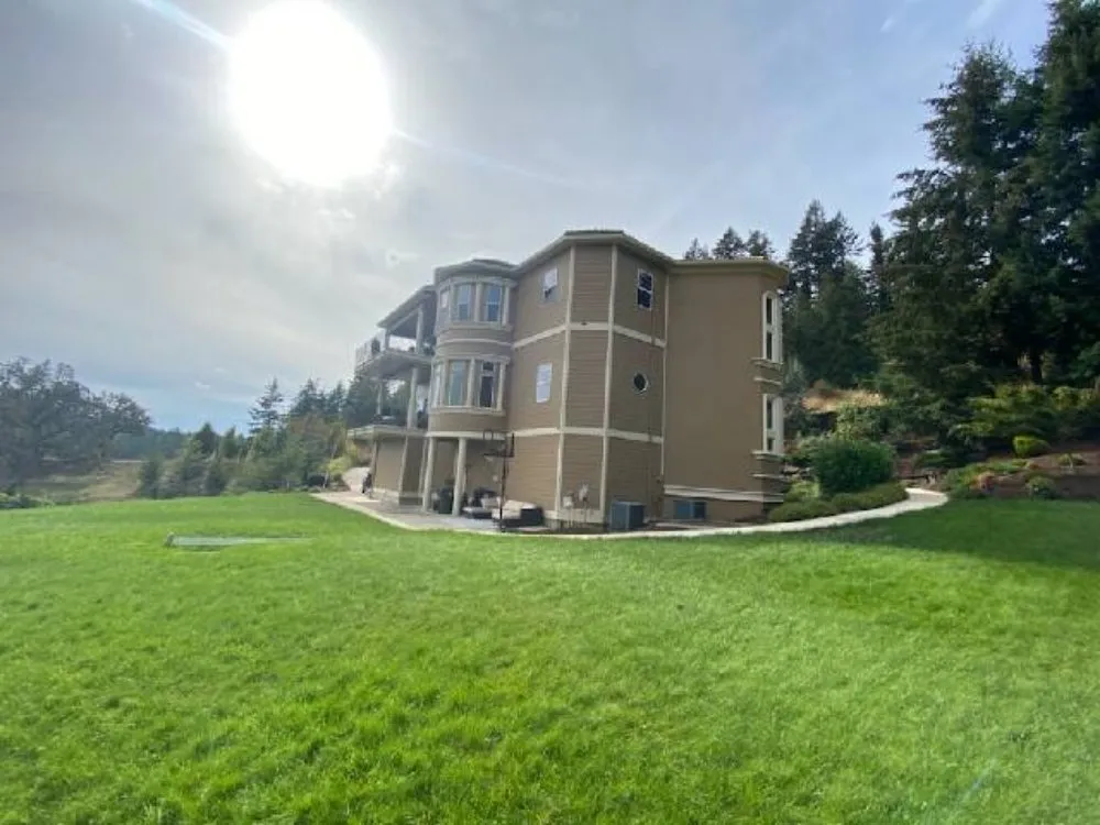 Trusted yard maintenance in Eugene, OR - United Lawn Services