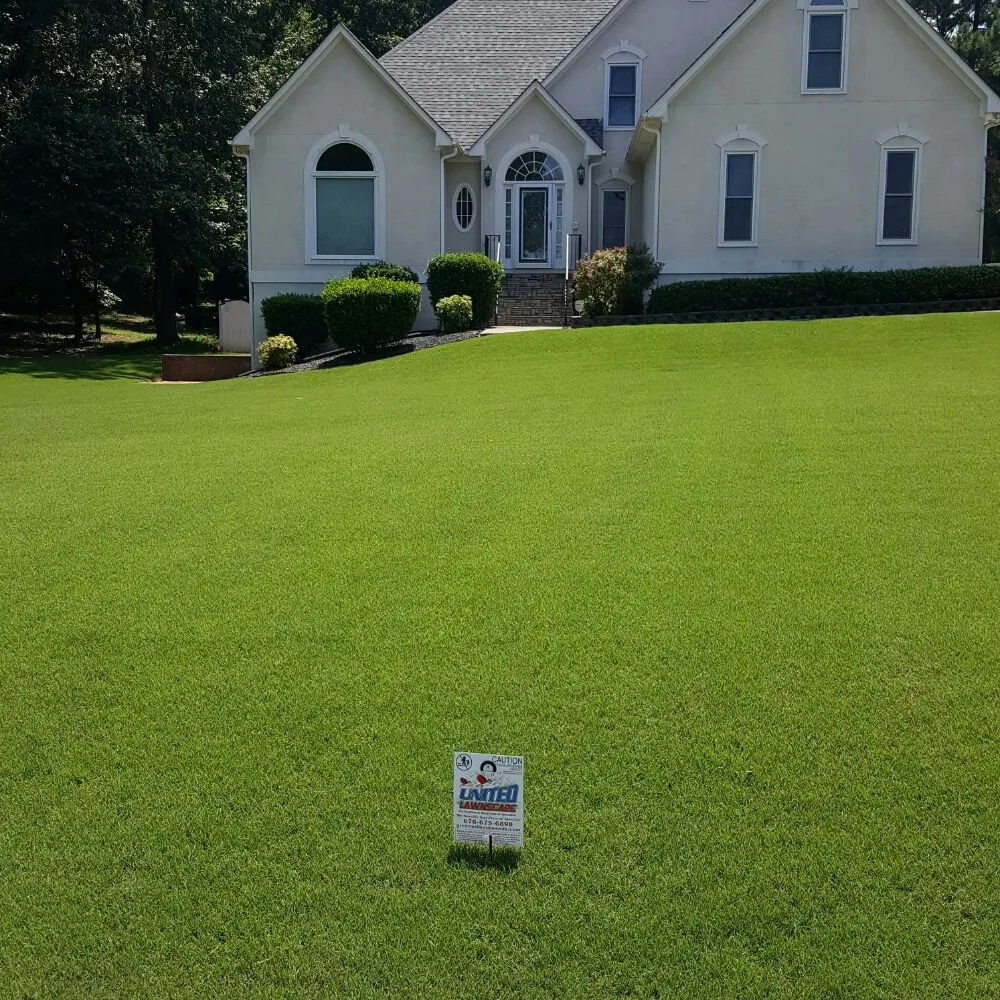 Reliable outdoor landscaping experts serving Newnan, GA - United Lawnscape