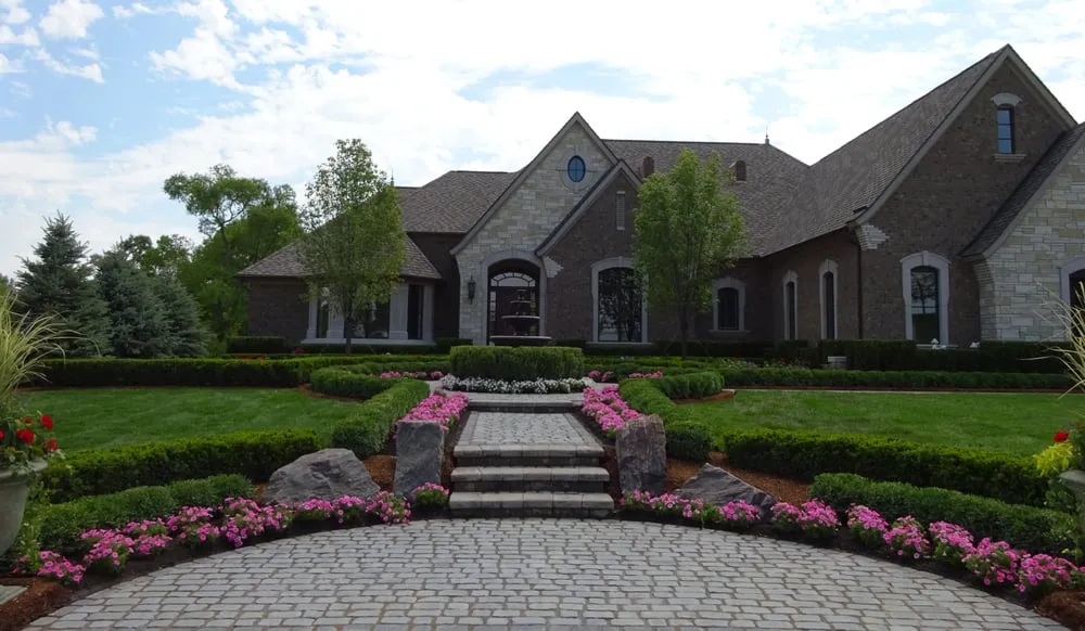 Custom garden landscaping in Washington, MI - United Lawnscape