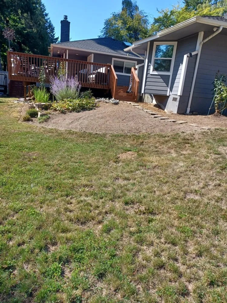 Local landscaping services in Lynnwood, WA by United Nations Landscape