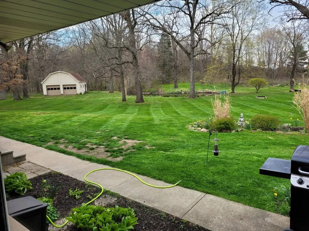 Custom yard maintenance in Battle Creek, MI by United Property Maintenance & Landscape