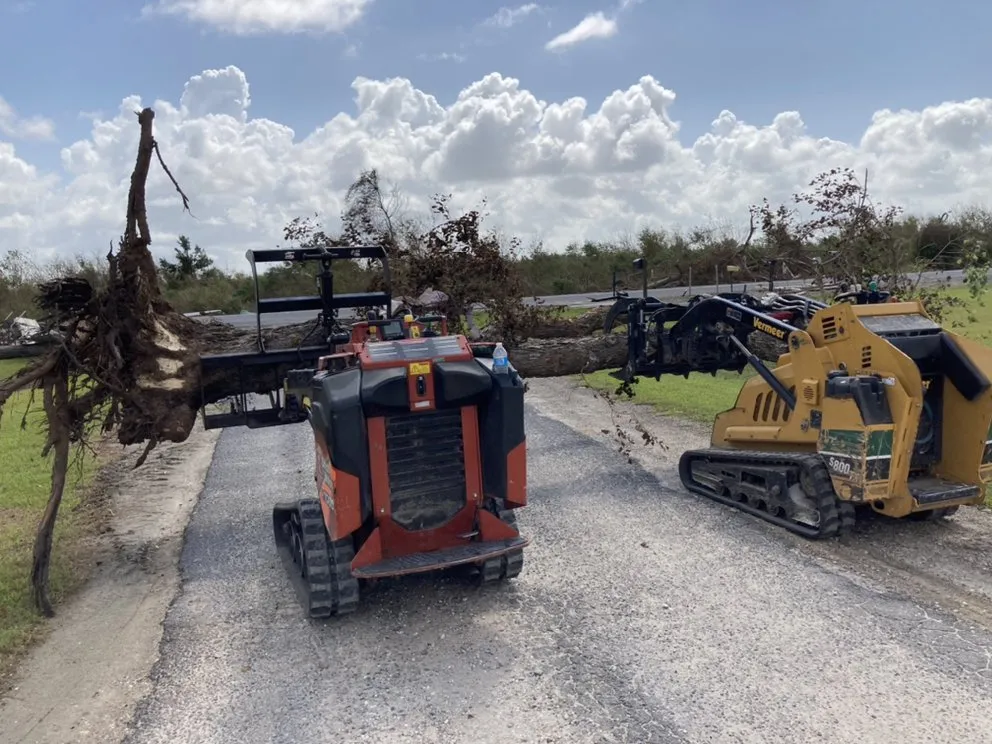 Trusted lawn mowing service for beautiful yards in Long Beach, MS by United Tree Service