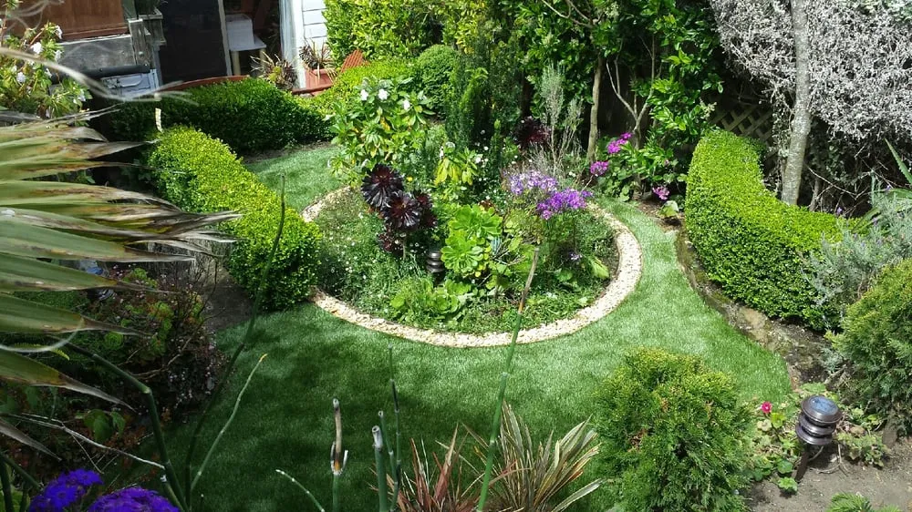 Trusted outdoor landscaping in Woodland Hills, CA by United Turf