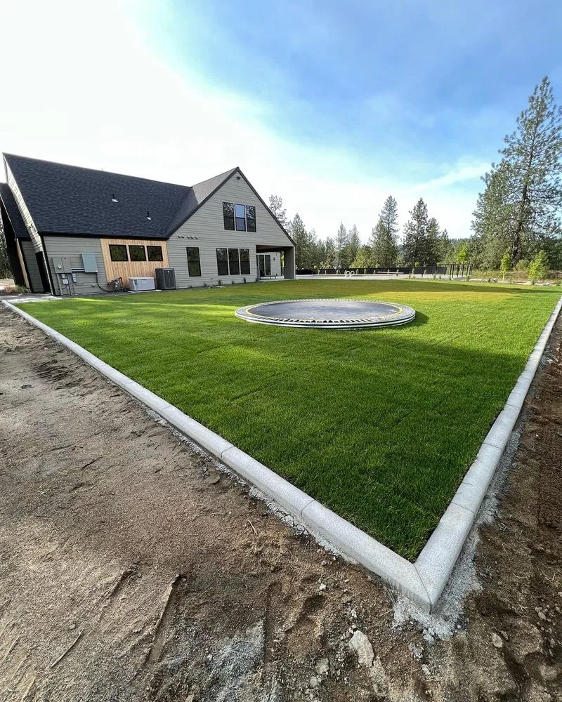 Affordable lawn mowing service in Airway Heights, WA by Unitedscape