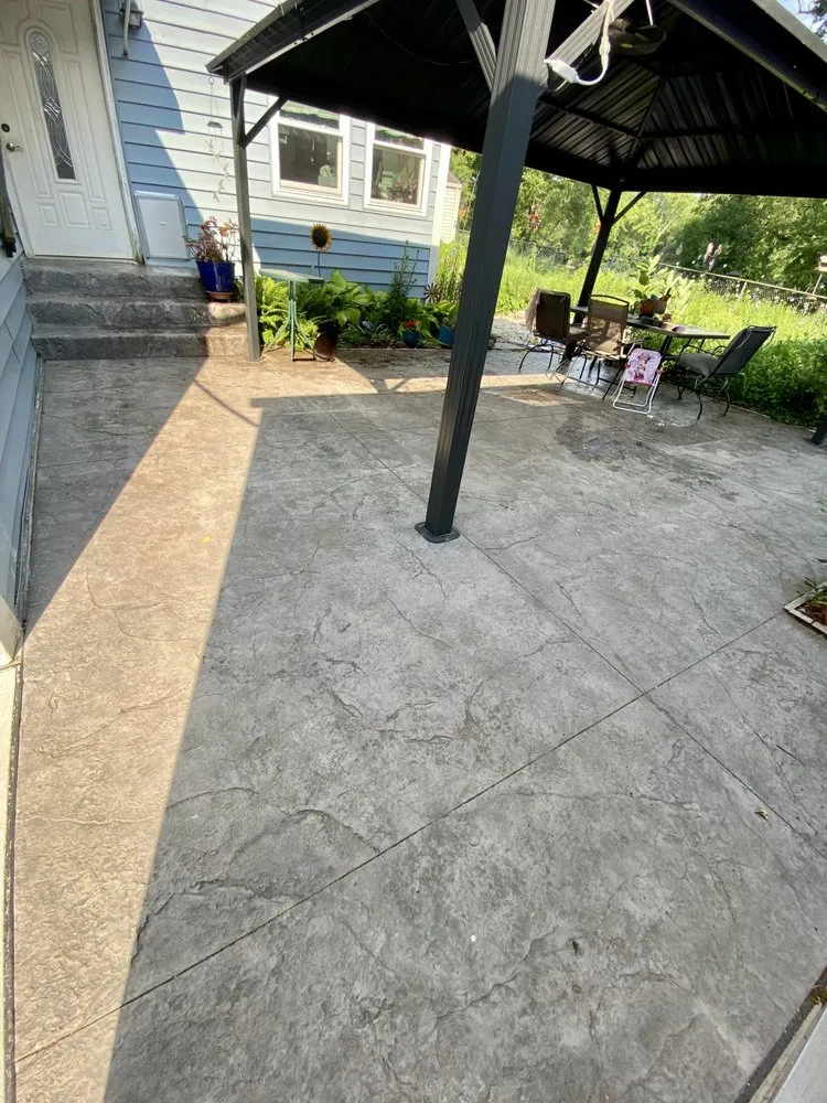 Reliable lawn care service in Belvidere, IL by Unitrim Cement & Landscaping