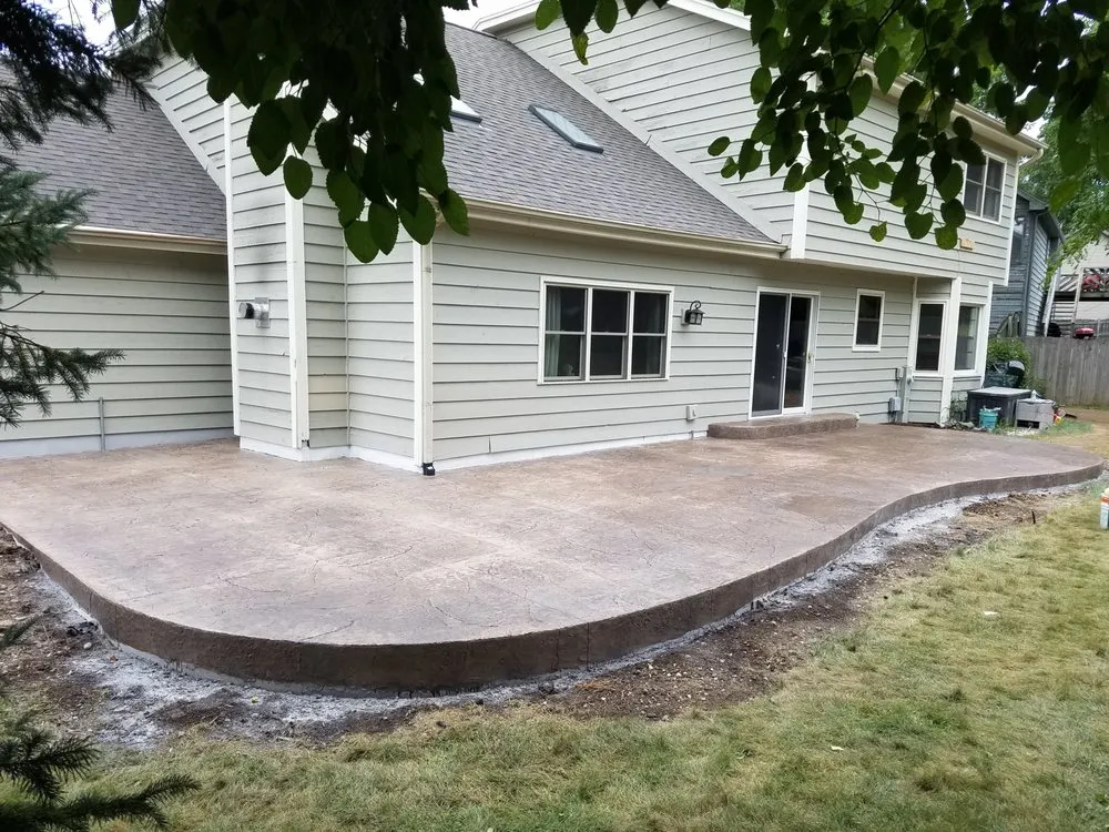 Local yard cleanup service in Belvidere, IL - Unitrim Cement & Landscaping