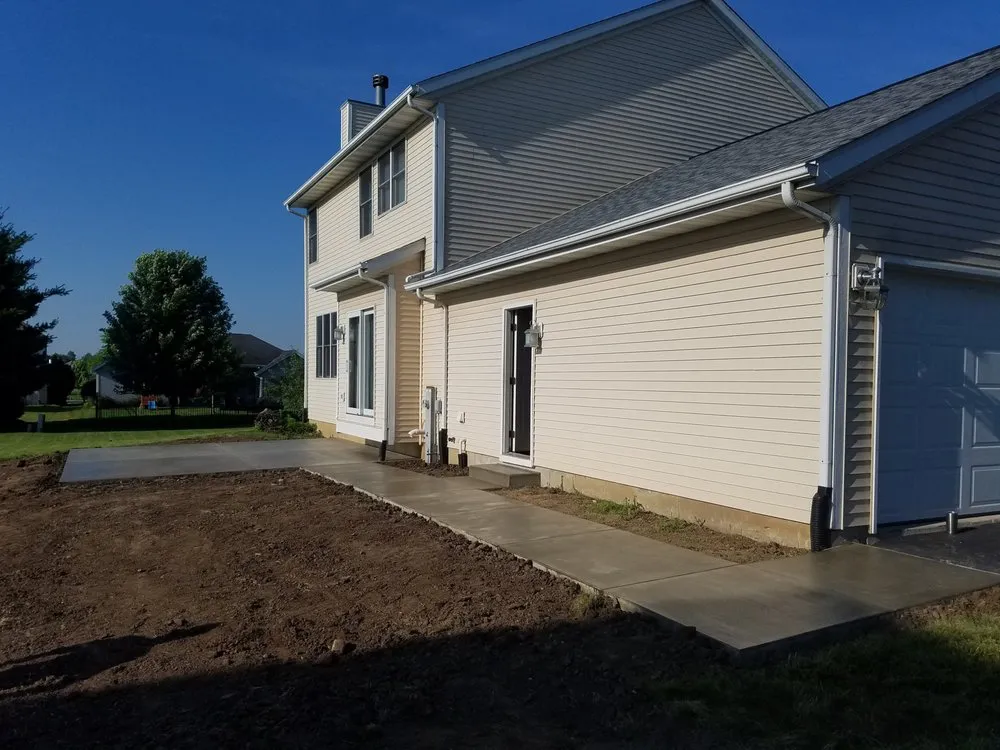 Trusted yard cleanup service in Belvidere, IL by Unitrim Cement & Landscaping