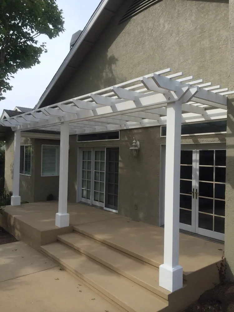 Affordable lawn mowing service experts serving Napa, CA - Universal Construction of Ca