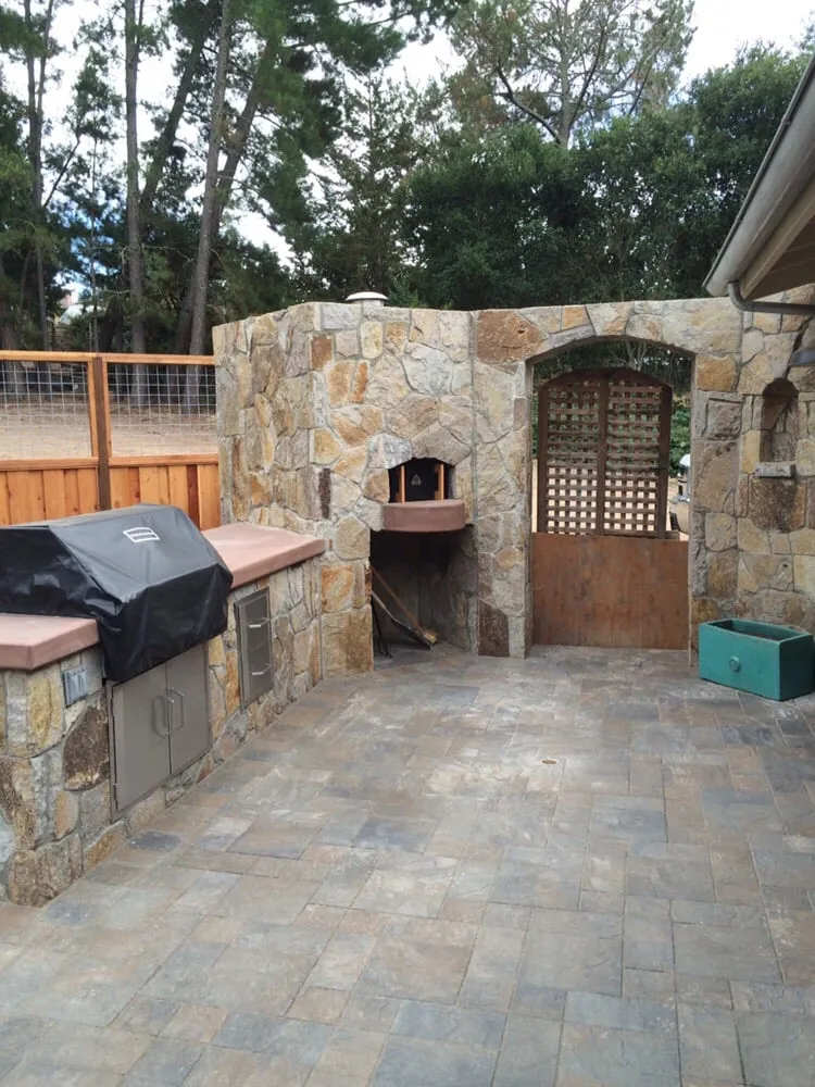 Expert lawn care service in Napa, CA - Universal Construction of Ca