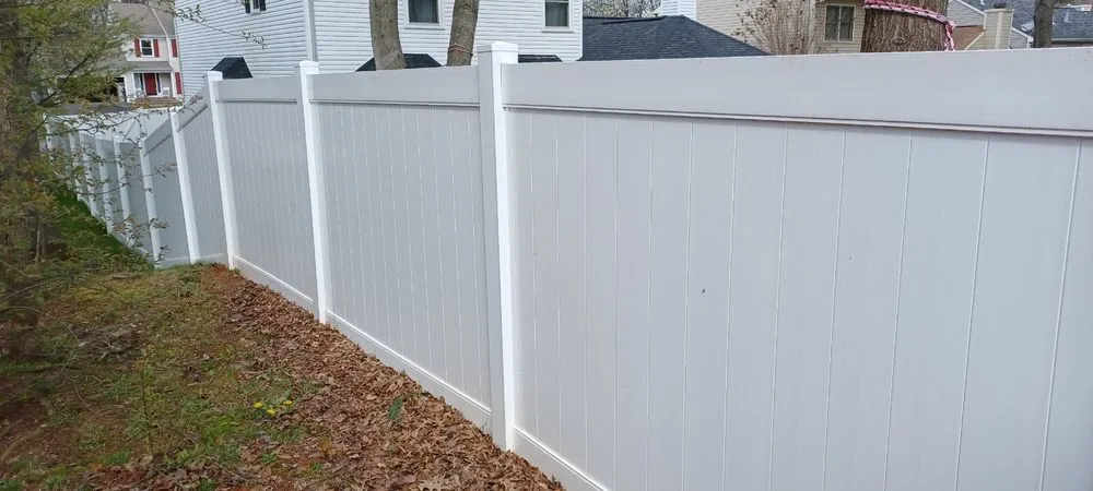 Reliable yard maintenance in Herndon, VA - Universal Fence