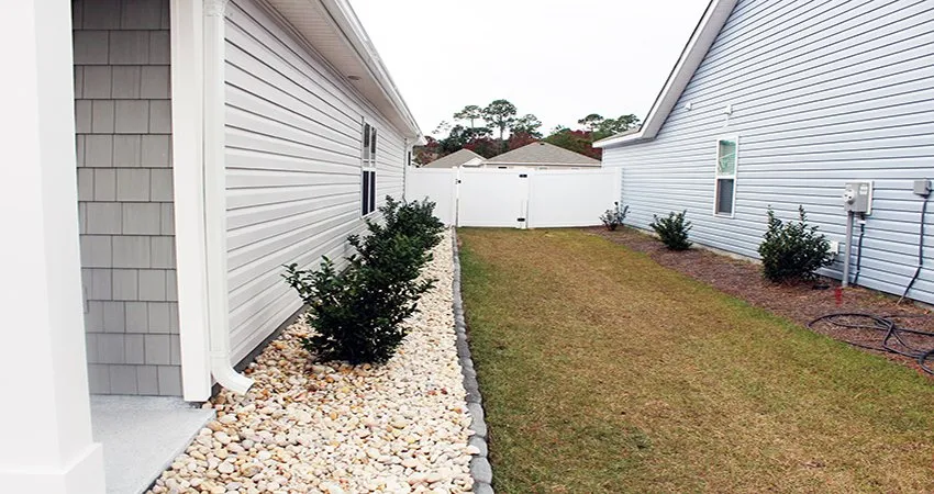 Professional yard cleanup service near you across Supply, NC - Universal Green Garden