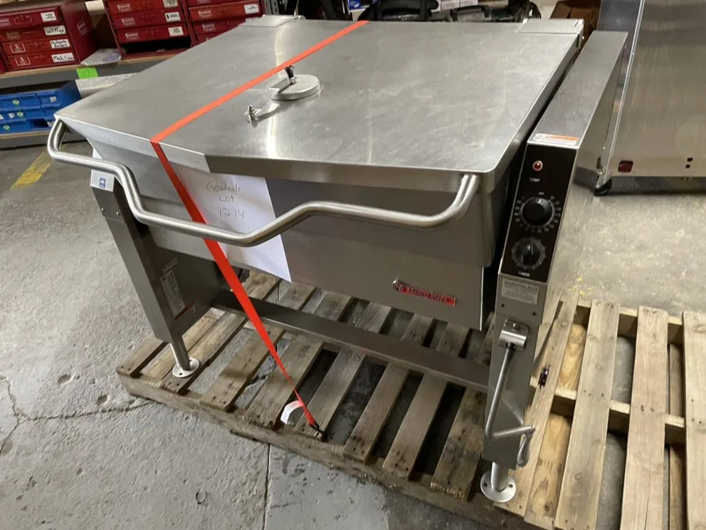 Custom yard maintenance in Raleigh, NC by Universal Helpers