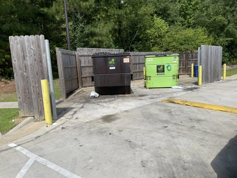 Trusted yard maintenance in Raleigh, NC - Universal Helpers