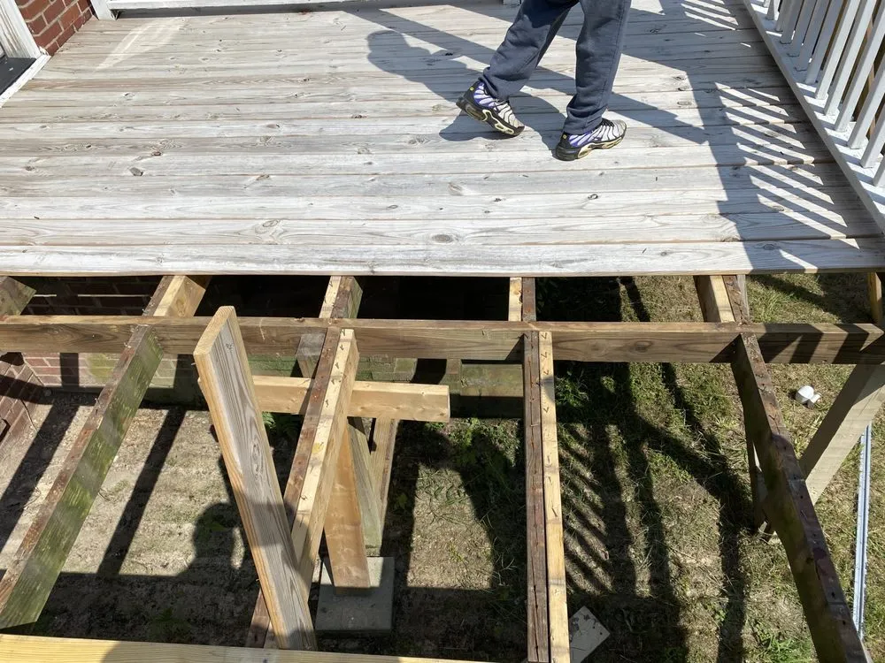 Custom yard cleanup service in Raleigh, NC - Universal Helpers