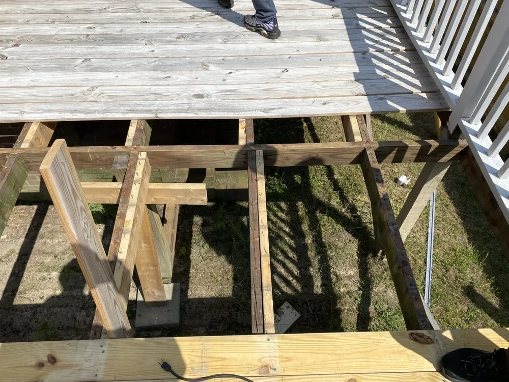 Custom landscape installation in Raleigh, NC - Universal Helpers