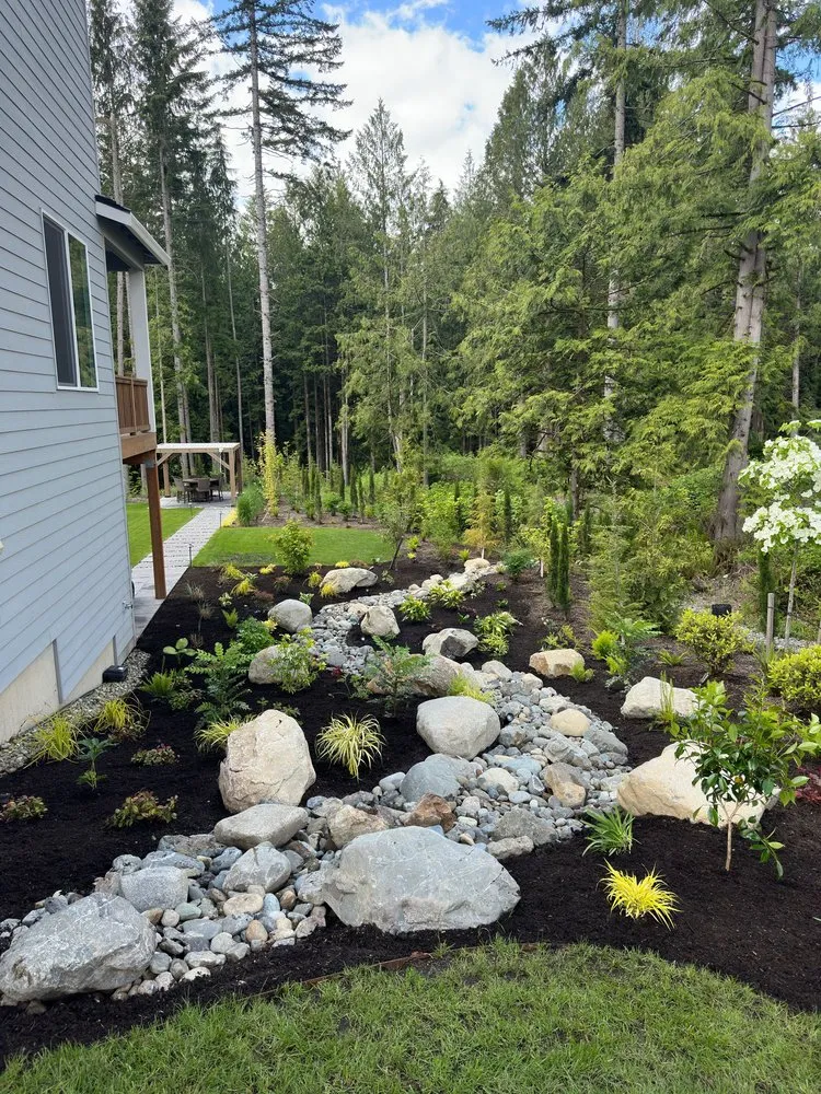 Custom landscape installation for residential properties in Tulalip, WA by Universal Landscape