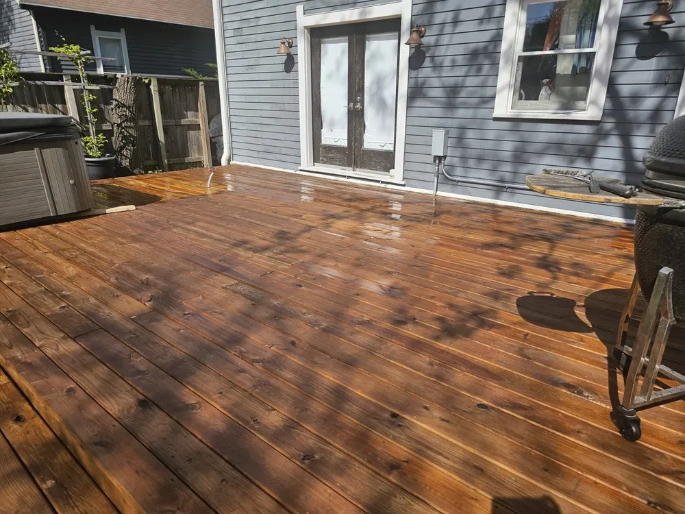 Professional lawn mowing service in Indianapolis, IN by Universal Landscaping & Construction