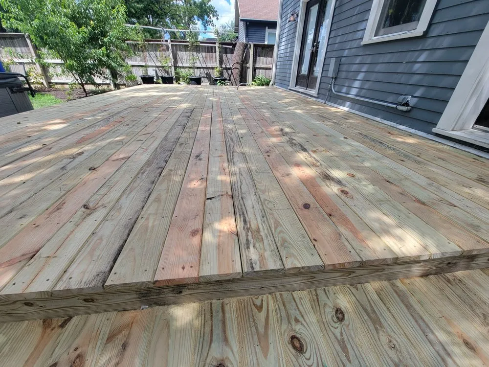 Professional landscape installation experts serving Indianapolis, IN - Universal Landscaping & Construction