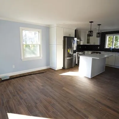 Universal Landscaping Logo