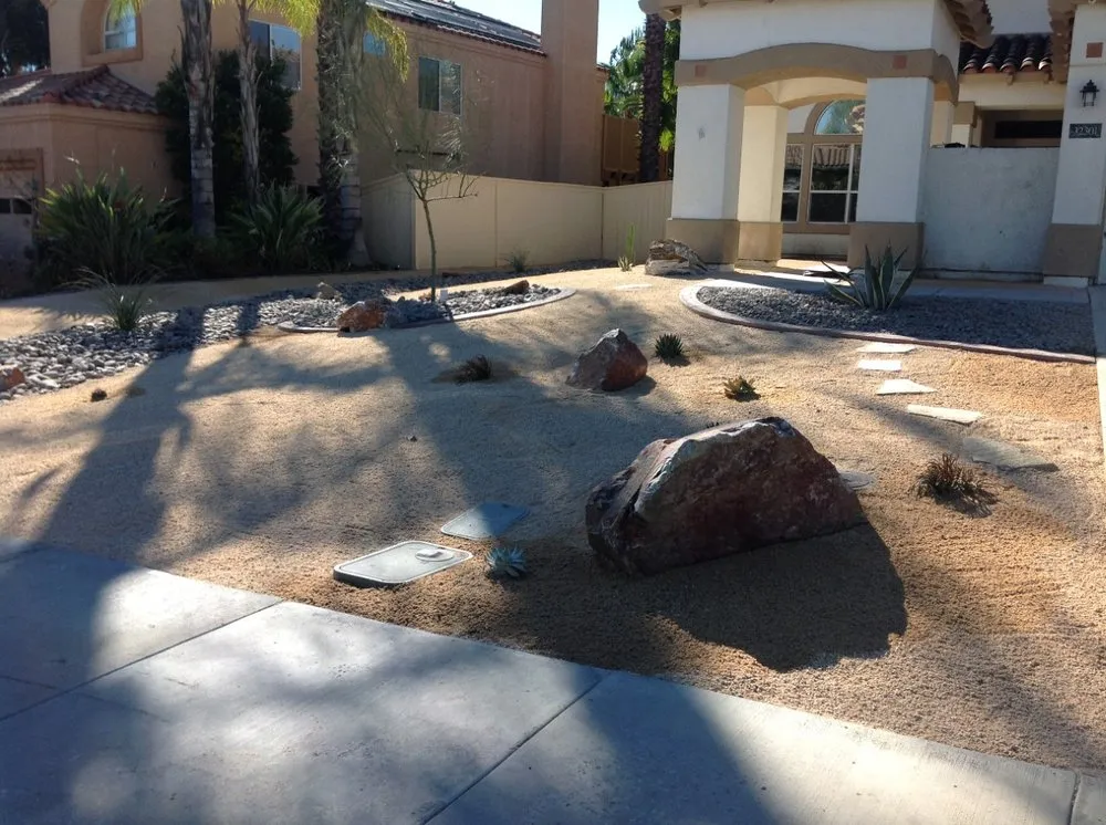 Top-rated lawn mowing service experts serving Perris, CA - Universal Landscaping