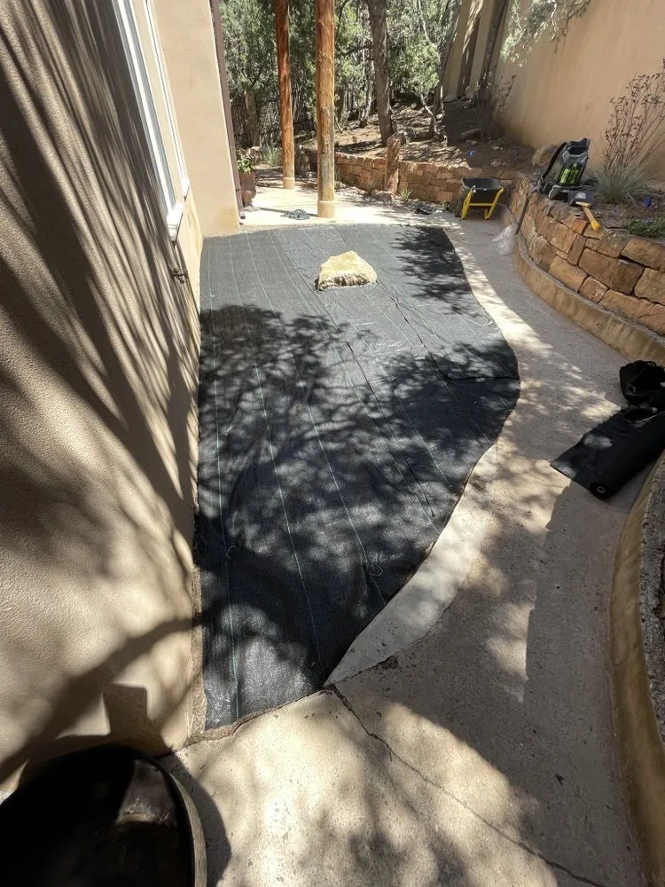 Top-rated lawn care service in Santa Fe, NM by Universal Landscaping