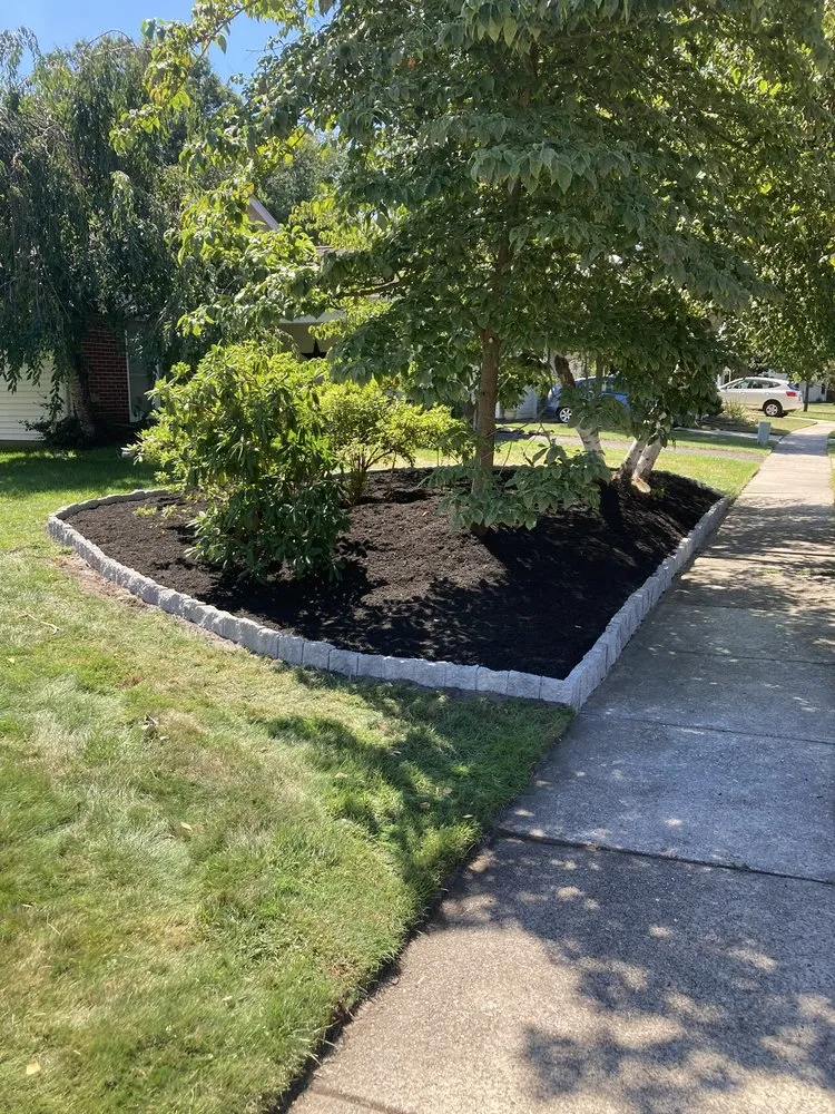 Custom landscape design in Berlin, NJ - Universal Landscaping Services