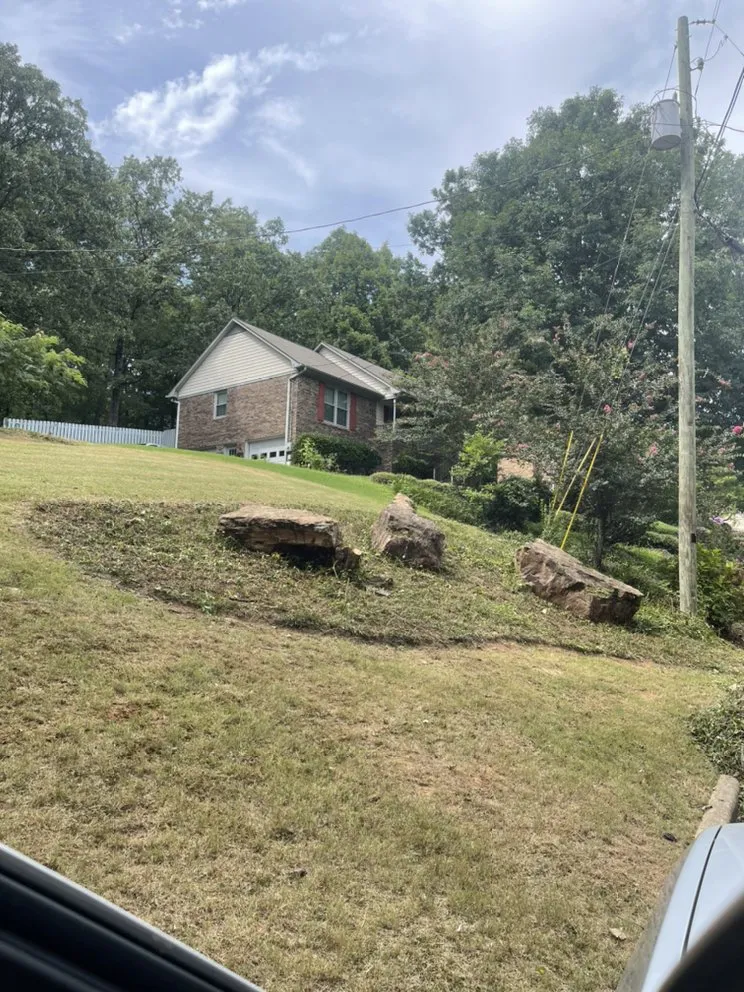 Custom lawn care service in Pinson, AL - Universal Lawn Appeal