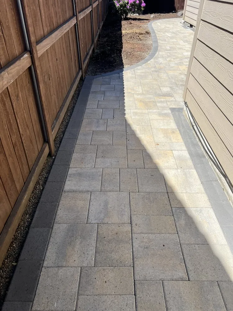 Custom residential landscaping experts serving Milwaukie, OR - Universe Landscape