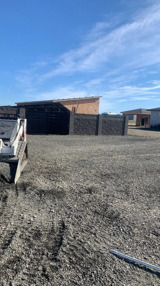 Affordable landscape design with custom design in Pasco, WA by Unlimited Earthworks