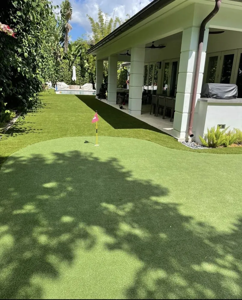 Expert yard maintenance in Hialeah, FL - Unlimited Grass