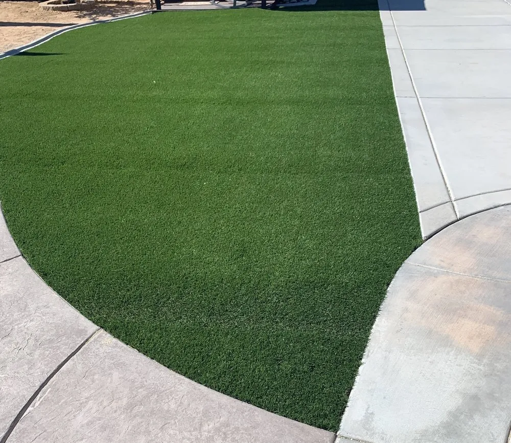 Custom landscape installation for year-round maintenance in San Diego, CA by Unlimited Landscaping