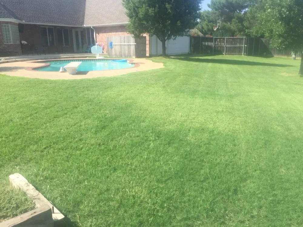 Local garden landscaping in Cleburne, TX by Unlimited Lawn and Landscape