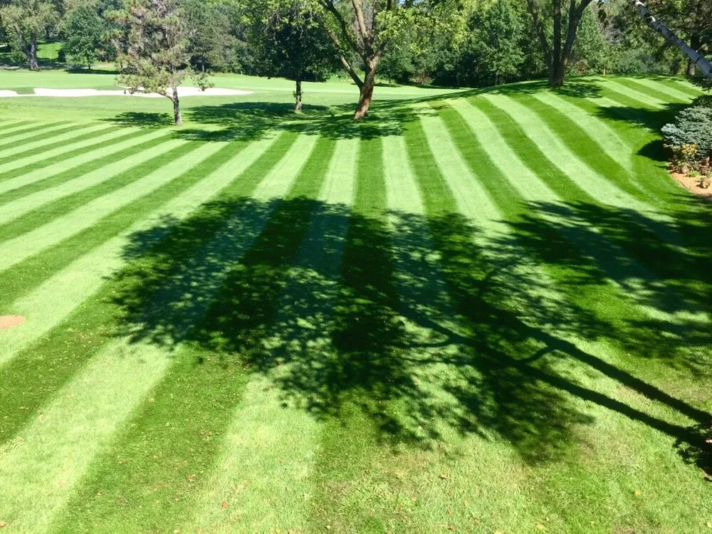 Local outdoor landscaping experts serving Maplewood, MN - Unlimited Lawn Care & Landscaping