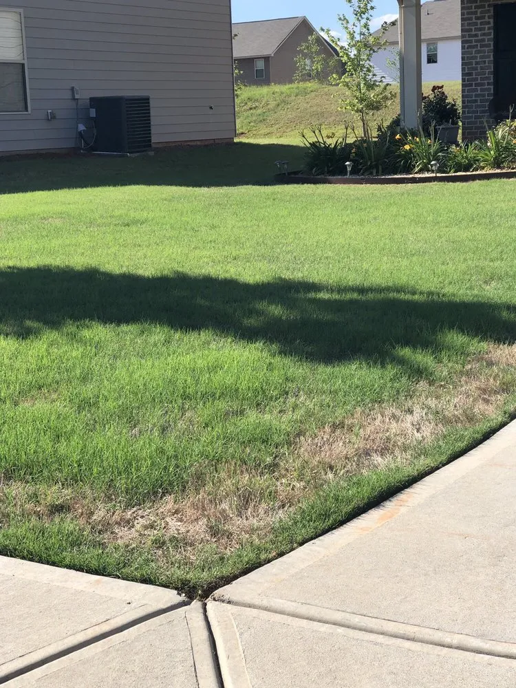 Trusted yard cleanup service for beautiful yards across Conyers, GA - Unlimited Lawn Care