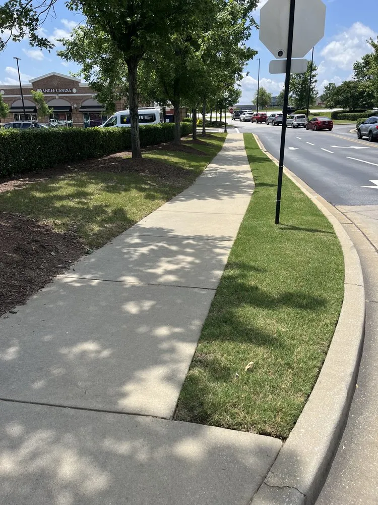 Affordable lawn mowing service in Greenville, SC by Unlimited Lawn Care