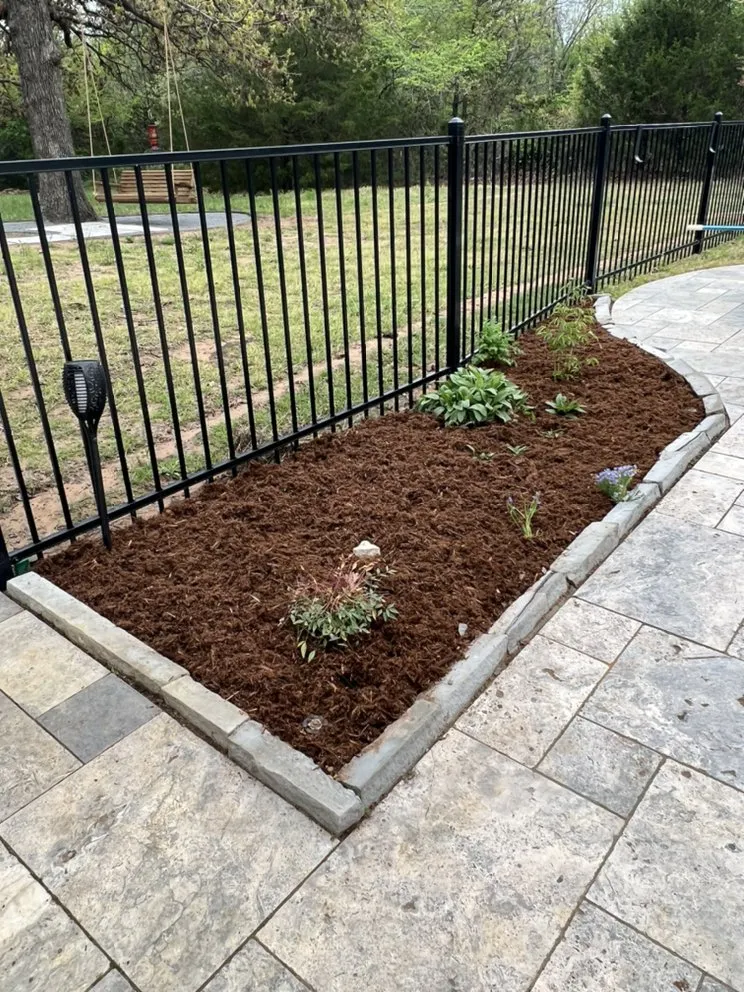 Professional landscaping services experts serving Choctaw, OK - Unlimited Lawn Management