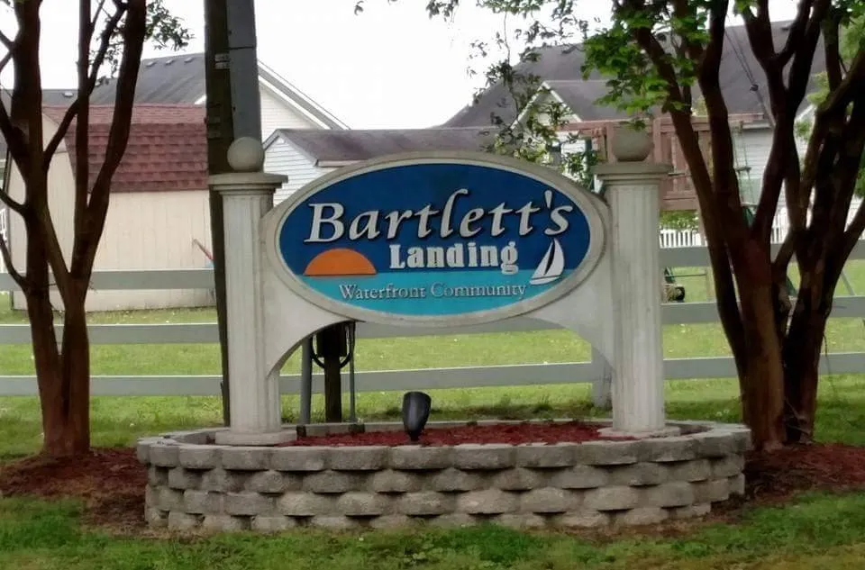 Custom outdoor landscaping for outdoor upgrades across Elizabeth City, NC - Unlimited Lawns