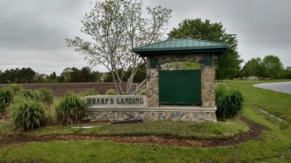 Unlimited Lawns Logo