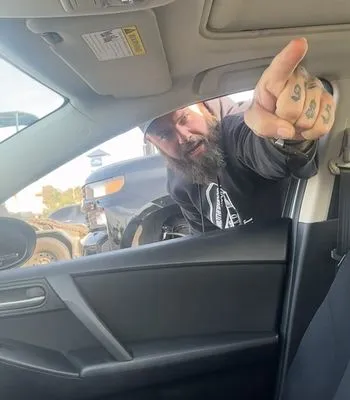 Unlimited Lawns Logo